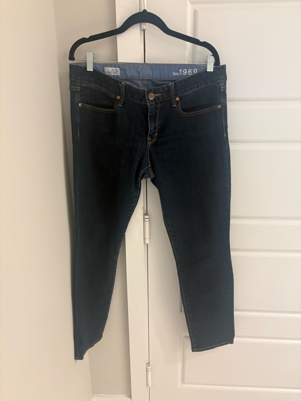 GAP Women’s Dark Indigo Skinny Jeans
